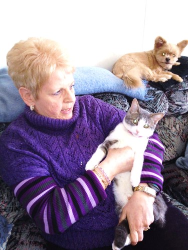 duncan_dawn's profile picture. Widow, loves people, music, laughter and last but not least animals.