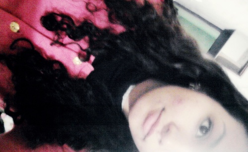 Seja Feliz . Seja Você . Aproveite cada minuto de sua vida pois o dia de amanha ninguem sabe . ;*