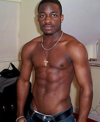 PaulyRob1's profile picture. 