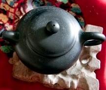 MoonRiverTea's profile picture. A tea shop aiming to enhance your experience with the rich treasures of Chinese tea culture and art