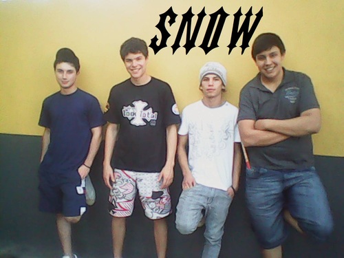Banda criada sem nenhuma função, a não ser fazer barulho ! Administrador : @_Matheeusao