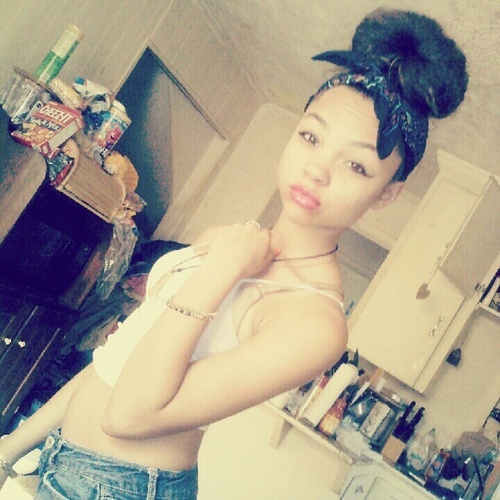 [$$$] Now swallow me hoe. fuck you hoess && fuck you bitch made ass niggas im live my life if you follow me _ ilove you So Flo ☀ ·
