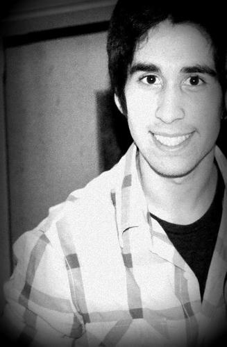 Nunesz_'s profile picture. Por mais que seu passado ainda esteja vivo na sua memória,não se prenda a ele, lembre-se o dia de amanha você ainda não viveu, e o passado já ficou pra trás !