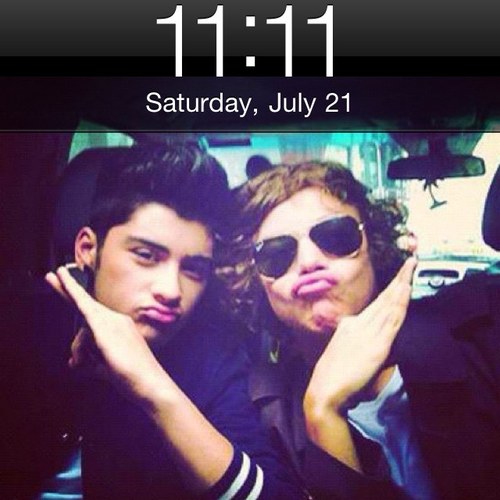 Sareena143's profile picture. i luv one direction with all of my heart i would literally do ANYTHING  to meet the most wonnderful people! I Love You 1D!!