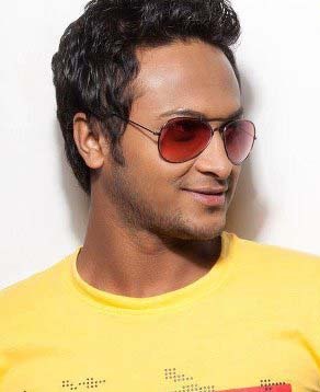 We r creazy about World's NO:1 allrounder Shakib Al Hasan...can do anything 4 him... just luv to watch his batting,bowling n ads...:) ♥♥♥