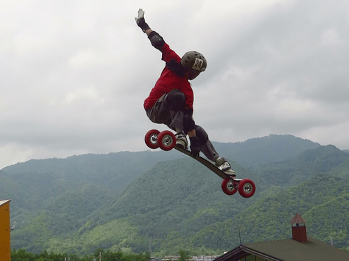 chojin329's profile picture. マウンテンボーダー兼エクストリーム・アイロニスタ
EIJデッドアイロンズ所属