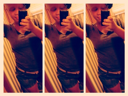 i am pretty & i love hello kitty & toms ♥ too trill for you itchess;) life gave me lemons so i made lemonade on you hoes ! You mad Bro ? Kool Story Tho !