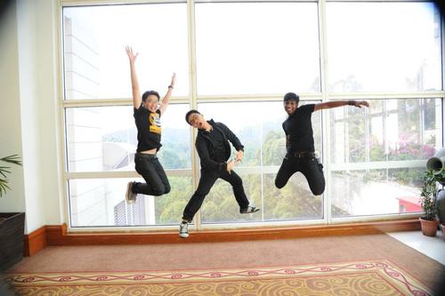 wtfwthfmlgfy's profile picture. There will always be a LIE in believe an OVER in lover an END in Friends an US in trust an IF in life