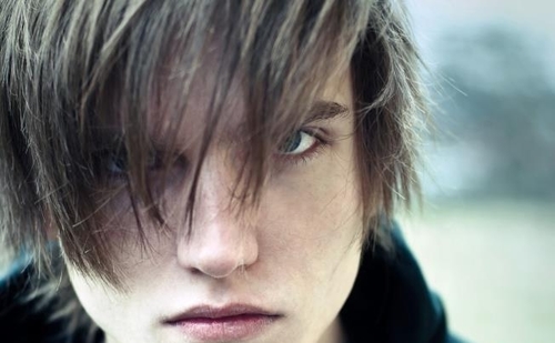 HaydenAlexis's profile picture. Auteur de plusieurs romans sur les difficultés de l’homosexualité à l’adolescence : Si tu avais été – Cet autre qui grandissait en moi – Jamais je ne pourrai.