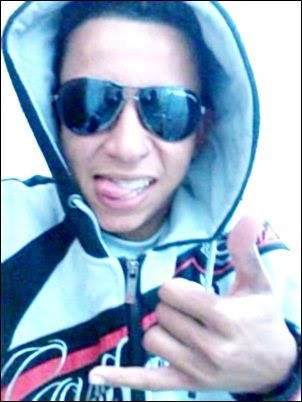 @PateTaata Ela fala que eu sou um safado e que um safado nunca muda  mais vem pro meu mundo que te provo o contrario que vc faz a diferença :D