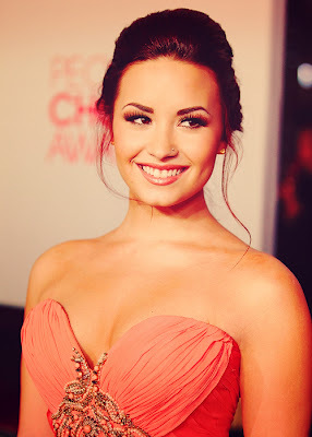 Fan Club Oficializado pela diva @Ddlovato : 
Criado no dia 17-07-2012