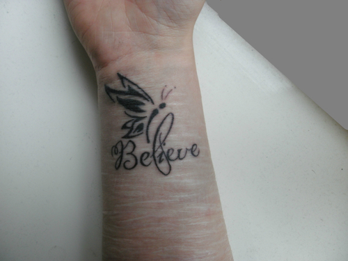 Girl. 16 years old, almost 17. Depressed. Scared. Anxious. EDNOS. Bi. Music lover. Trying to stop cutting, sometimes. Please, don't do it. I'm here to help you.
