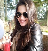 Não acredito no conto de fadas , e sim no meu final feliz !