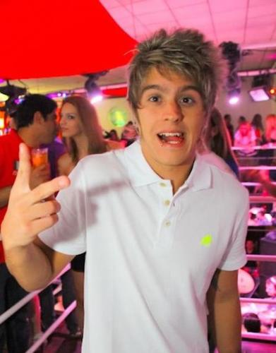 Nunca vou desistir de você Thomas, estou com você há 3 anos e vou com você até o fim ! Dona : @_nathp