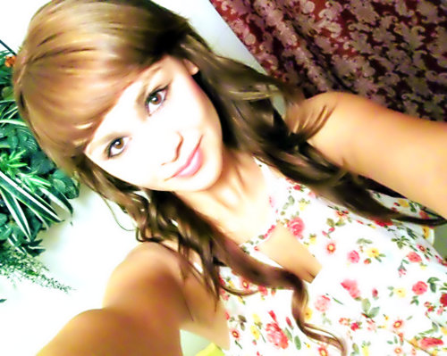 Im new to twitter world, so follow me :) ill follow back 3