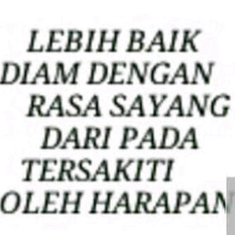 Tersenyum..☺