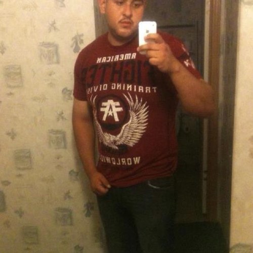 comedian, Business Owner, big body who loves BBWs of all colors.