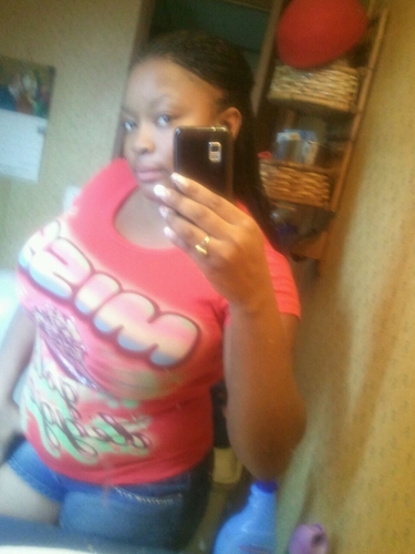 Only worrying about me and my lil one!! Anything else dont matter to me anymore!