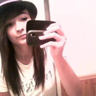 rrxillxbitexyou's profile picture. 