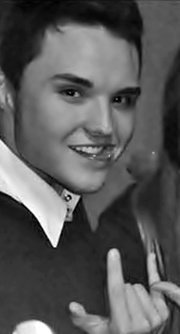 Bio married to Bia ! 
Follow and follow back.. =)
