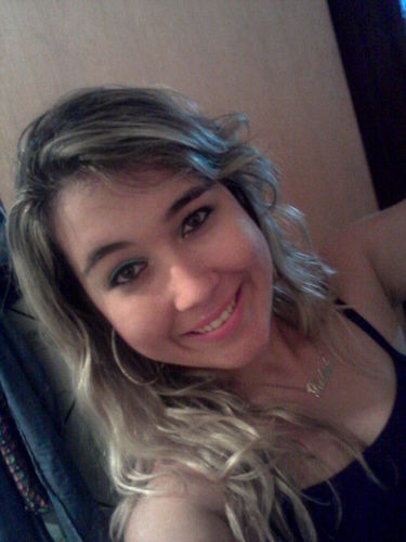 Flamengo ,Goiana , Sertanejo  , Feliz e Afim de Viver a Vida Intensamente.  http://t.co/XhKYIOz4qs