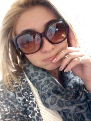 Tente ser feliz, ao invés de tentar ser perfeito *-*