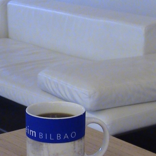 shnchrOSAKI's profile picture. 生涯一学芸員。関西の三つの美術館で仕事をした後、郷里に戻りました。