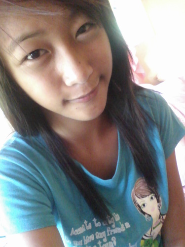 hAie guix.. ! gLeary magpulong po true nym ko . peru pwede nyu po akOng twaging YURi. HEHE ! folLow me po.. :)) keep safe.