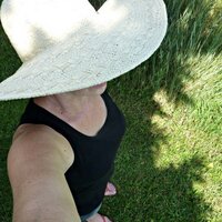 Diana (@goldiez) 's Twitter Profile