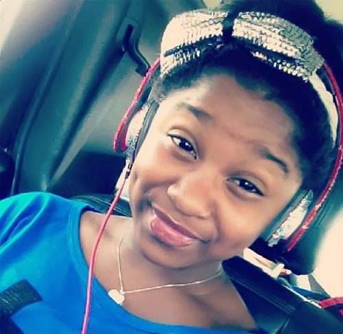 Hey Its Reginae!!!! #TeamSingle I love all you guys!!!! xoxoxo~Nae