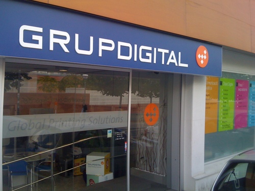 Global Grupdigital Printy, Especialistas en Soluciones de Impresión Ofset Digital y Gran Formato en Rigido U.V.I. Latex, Montaje y diseño en Displays.