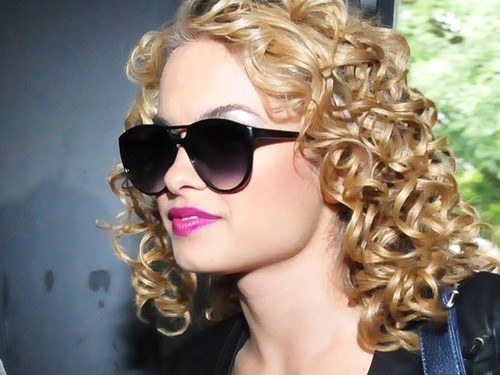@Lua_Blanco Linda, fofa, diva eu te amo tanto tenho tanta coisa pra dizer que não cade ne uma simples Bio ...