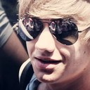 Ariel Payne  - @Purple_Paynee - Twitter