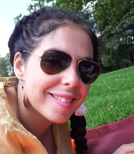 Web Analyst, French born from Moroccan parents married to a French Canadian living in Qatar.