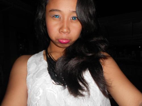 This is just my back-up account. Active account: @RichelleReyesss ♥ Thanks!