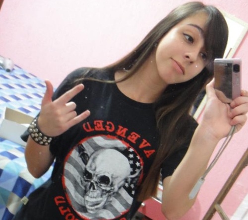 A final song, a last request
A perfect chapter laid to rest
Now and then I try to find a place in my mind