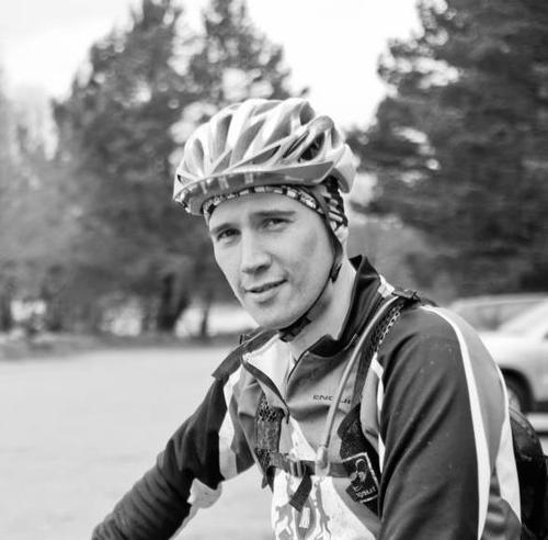 CNC Programmer who mountain bikes, snowboards and likes the odd gig.  Also enjoys cake & beer :-) Views all my own.