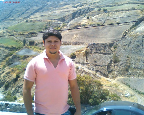 WayneCastillo69's profile picture. Estudiante de Ing. Electrónica en Computacion y T. S. U. en Informática