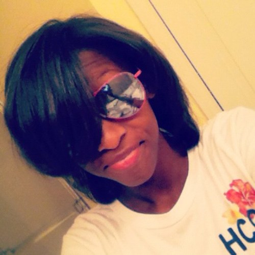 Manii_Bo0's profile picture. Imma 2 x 5! I Lovee Mindless Behaviorr!& Yung_Poppa Im VERY talented I Lovee 2 sing & Dance! I have an amazing personality & Style.MB followed me 2/15/11@8:17pm