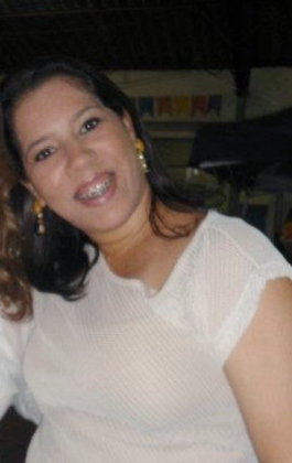 Seus sonhos se tornam reais quando você luta com toda a força e determinação e dedicação por eles(Gislaine)