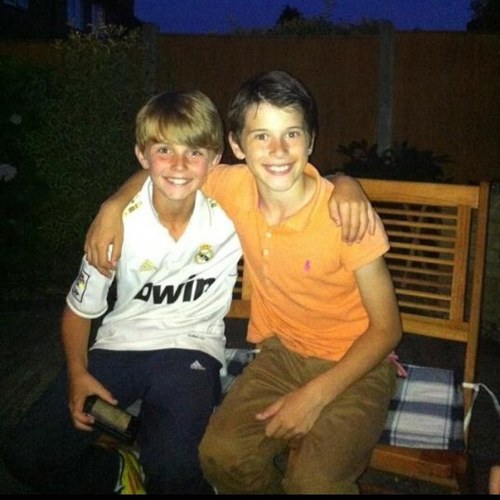 uppo08's profile picture. hi guys love football and from nottingham so just do one thing and follow me !!!!!!!!!!