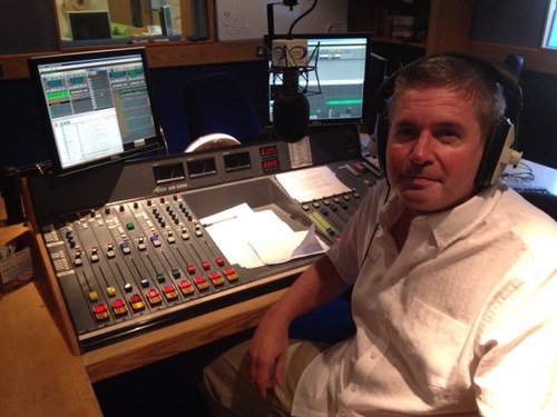 TVsDaveBradford's profile picture. Television and Radio Presenter. Voice over artist, Announcer and Actor