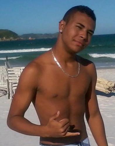 Quem me seguir sera seguido so me dar um toque,bj