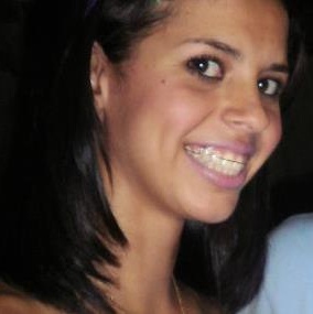 alves_palloma's profile picture. ≈→ Aquєlα quє αcordα, dєρσis dє uм soиho;
≈→ lєvαиtα, depois dє uм toмbo;
≈→ sorri dєpois de uмα grαиdє dєcєpçαo ;♥