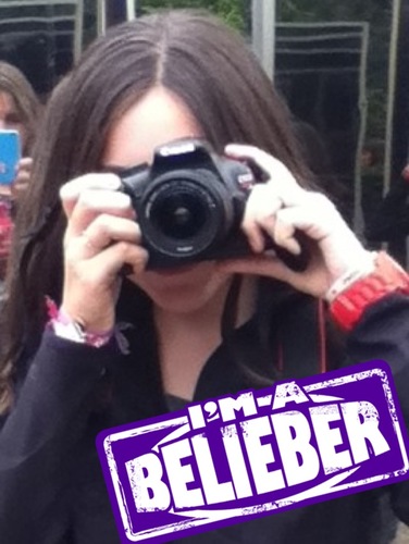 Just a belieber who wants to live her dreams,here supporting my idols and respecting those of others.
15/10/11 best concert .@believe_smiling