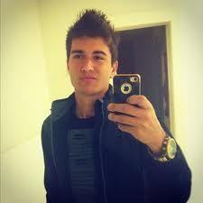 Vivo para amar ele como muitas Mattheuzetes vivem,Niguem entende ou sente o amor de uma mattheuzete,I love you @Mattheus7..Since:23/07/12 s2 Segundo FC dedicado