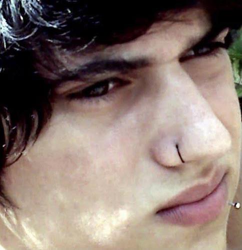 Como eu recuperei o outro tt, esse vai ficar como reserva, enfim me sigam aq. no @porra_lipiz .. e avisa que eu sigo de volta. ! ;*
