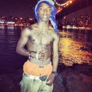 IM DAT NIGGA RARA EVERY8ODY TALKS A8OUTT !