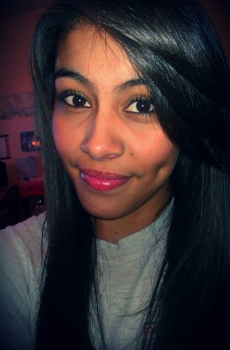 FOLLOW ME BIITTCCHHEESS!!!! and I promise to follow back(: