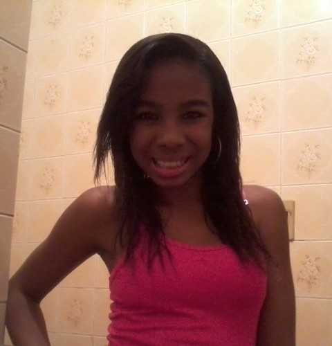 Naíza Saraiiva, 13 anos super fã de rebelde ..